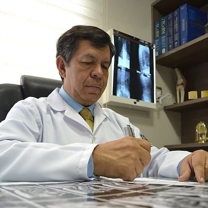 Dr. Jose Ariel Toro Grisales