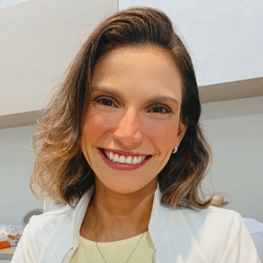 Dra. Natassia Pinheiro De Lavor Queiroz