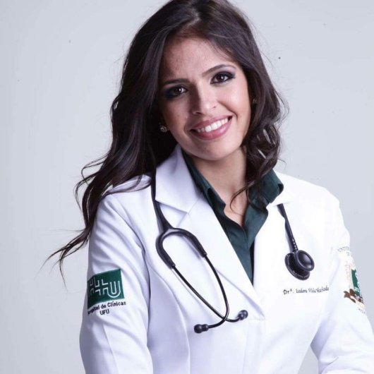 Dra. Isadora Vilela Machado