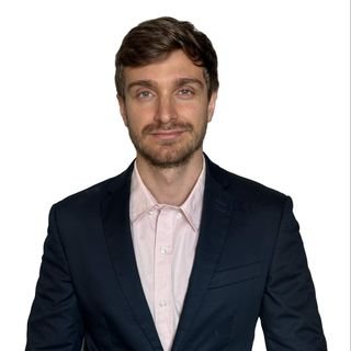 Dr. Gustavo Carnieletto Belluci