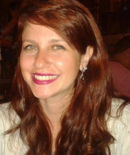 Ilana de Farias N. Mello