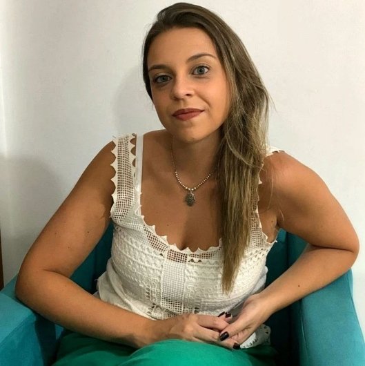 Juliana Stávale Cunha