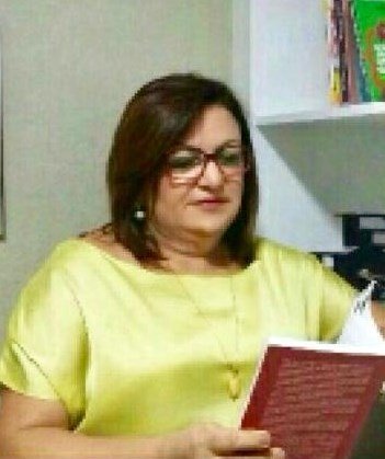 Dra. Roziane Gomes de Sá Diniz