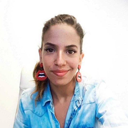 Júlia Rios