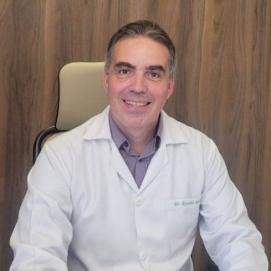Dr. Ricardo Barros Barreto