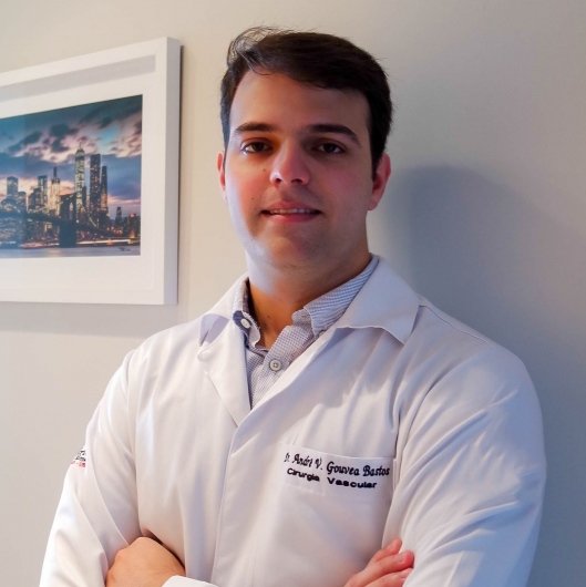 Dr. André Bastos