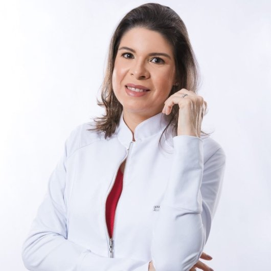 Dra. Renata Mesquita de Carvalho