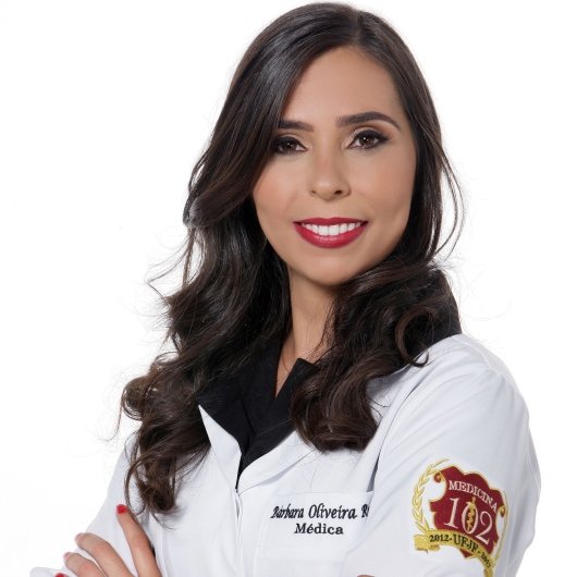 Dra. Bárbara Oliveira Reis