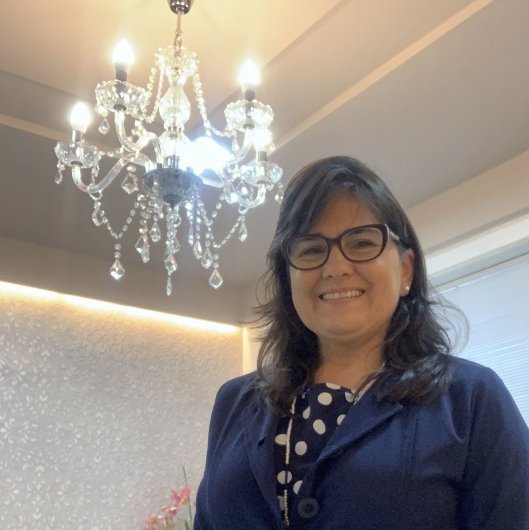 Dra. Roberta Lobo De Mattos