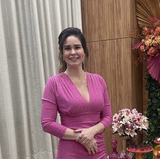 Dra. Emanuella Matos Chaves