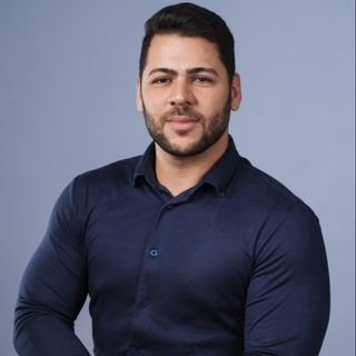 Dr. Hugo Menezes Lopes