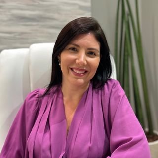 Dra. Gabriela Carvalho