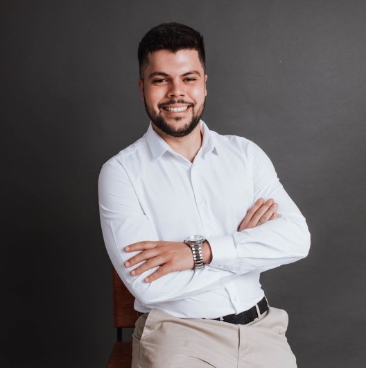 Dr. Matheus Neves de Lima