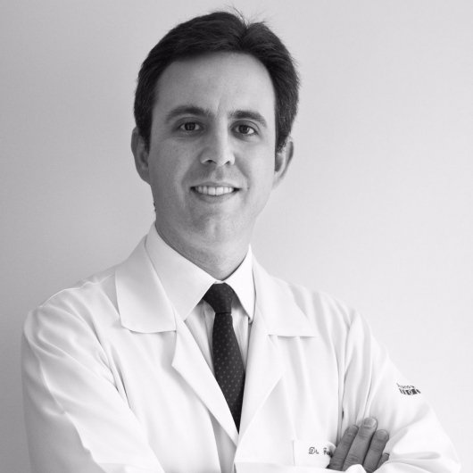Dr. Gustavo Freschi