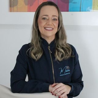 Dra. Larissa Gomes Bernadino