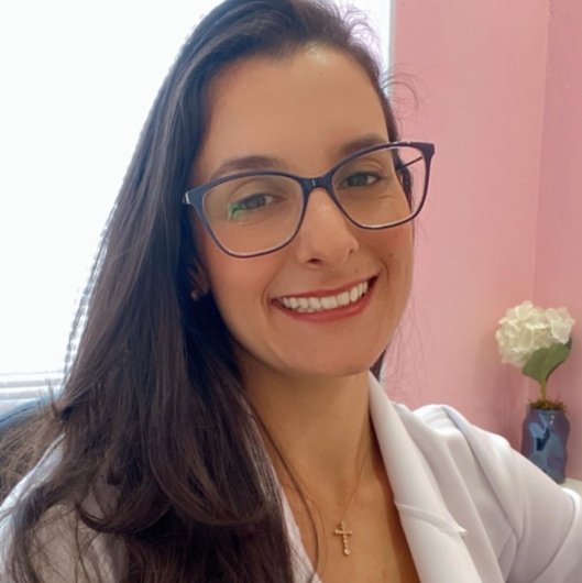 Ariane Simões