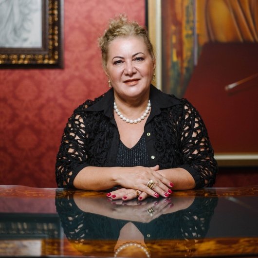 Dra. Eloiza Márcia Quintinio Pereira