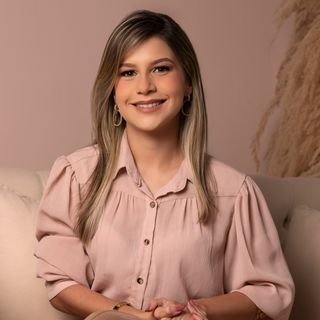 Dra. Julia Akel de Oliveira Feitosa