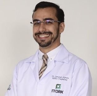 Dr. Leonardo Silveira