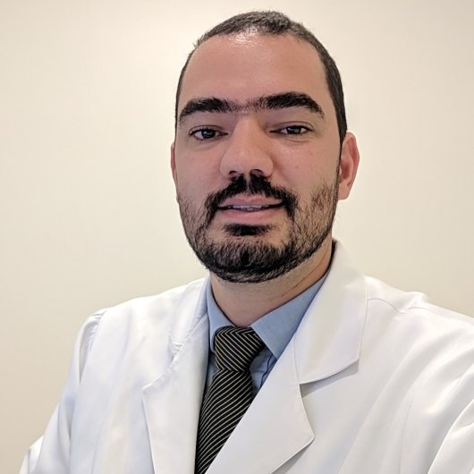 Dr. Lucas Fontes