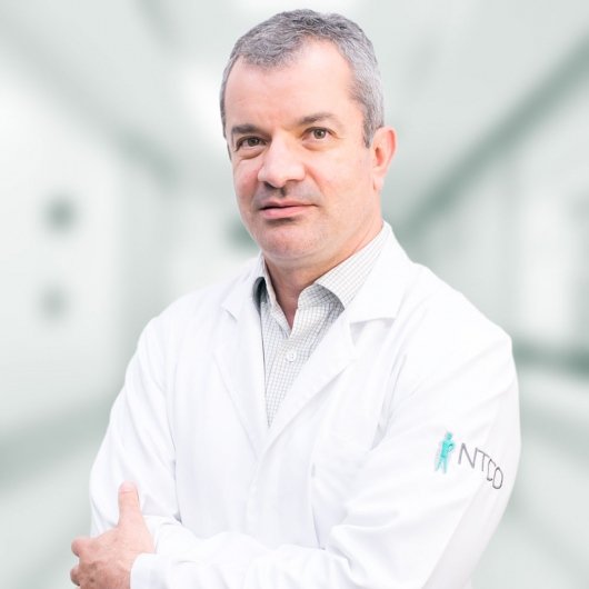 Dr. Adriano Passos Rios