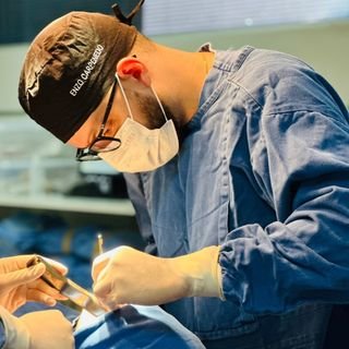 Dr. Enzo Carpenedo