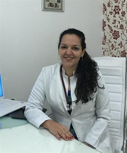 Dra. Raquel Loiola Gomes Moreira