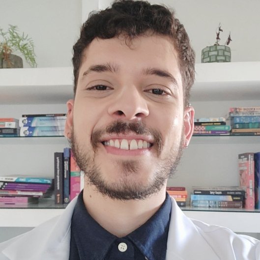 Dr. Leandro Pires Carvalho de Oliveira