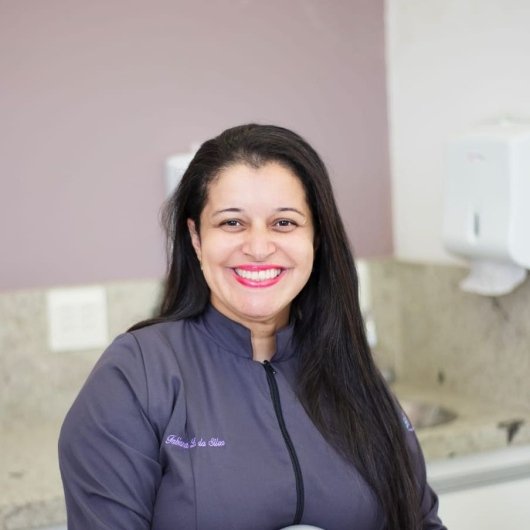 Dra. Fabiana Lara Da Silva