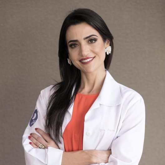 Dra. Paula Fettback