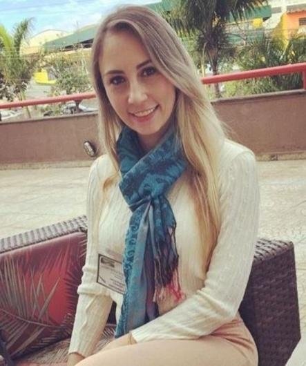 Letícia Nogueira Calsavara