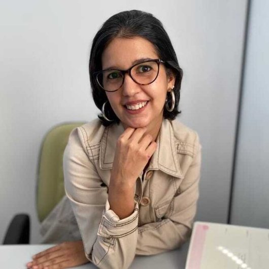 Dra. Júlia Senna