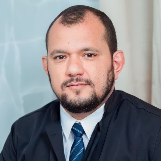 Dr. Hélio Teixeira