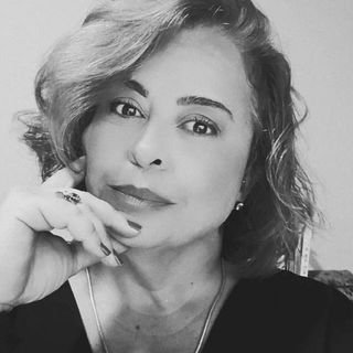 Dra. Lana Gomes