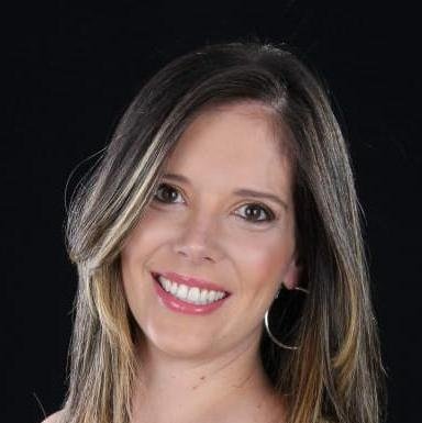 Dra. Daniela Fagundes Da Silveira Casas