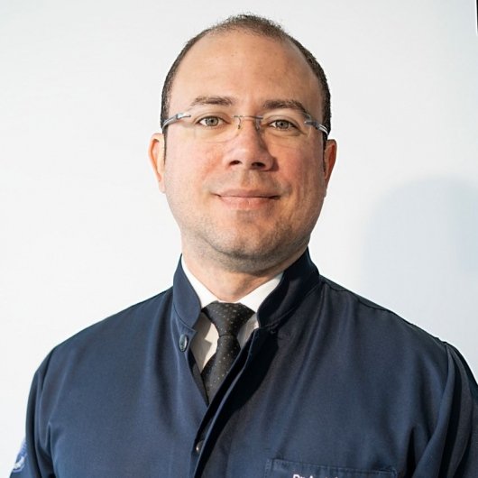 Dr. André Gomes
