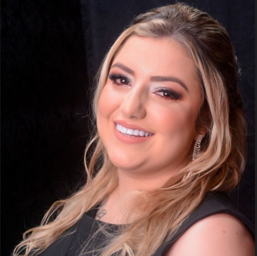 Dra. Mariana Silveira Alves