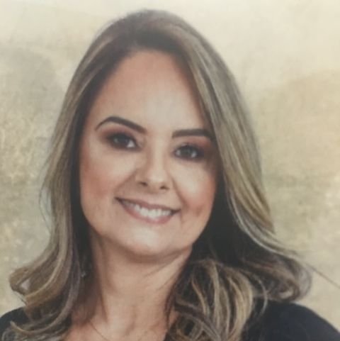 Dra. Vera Regina de Lacerda