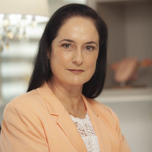 Dra. Andrea Mora de Marco Novellino