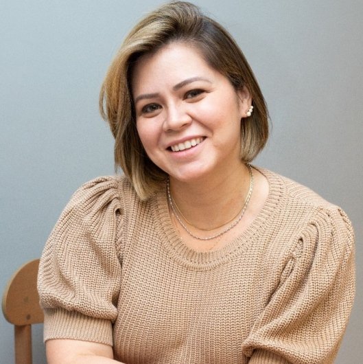 Dra. Helena De Oliveira Santos