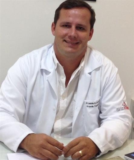 Dr. Leandro Estevão Constantino