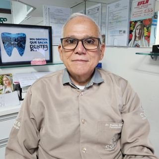 Dr. Frederico Brandão .