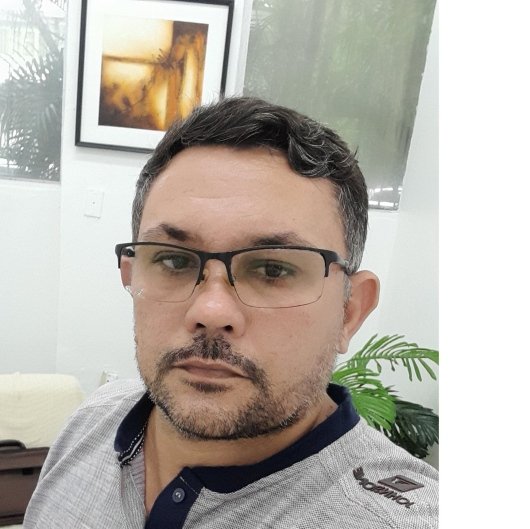 Dr. Samuel Viana