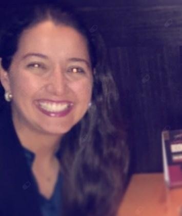 Dra. Juliane Felipe Ferrari