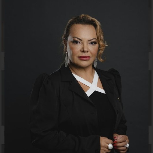 Dra. Ivalucia Nicacio