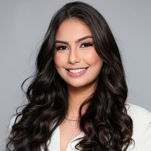 Dra. Carla Andressa Ferreira