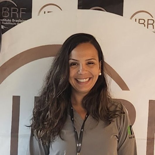 Dra. Kelly Dos Anjos Melo Pereira