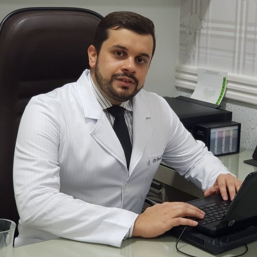 Dr. Bruno Pádua Barreto