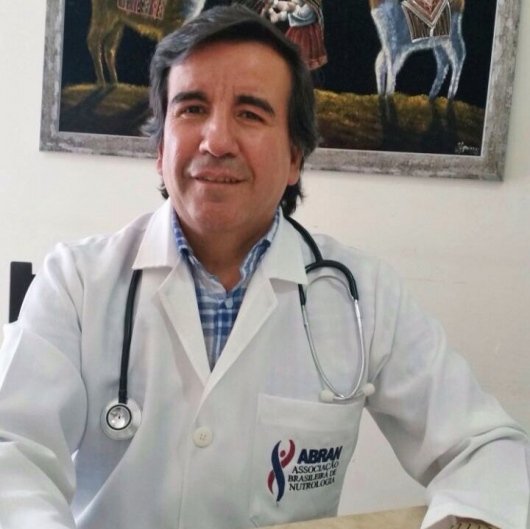 Dr. Eddy Alvarez Antezana