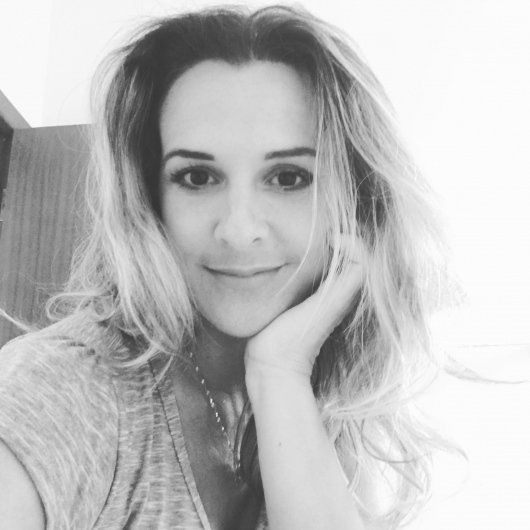 Dra. Mara Rodrigues Alves